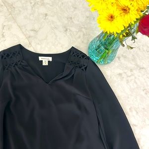 Monteau Long Sleeve Blouse